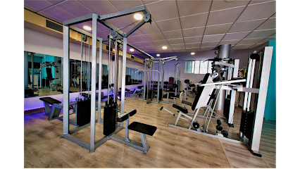 BODY FITNESS CENTER AND MARKET - Carrer de Ramon das Neves, 16, 43540 La Ràpita, Tarragona, Spain