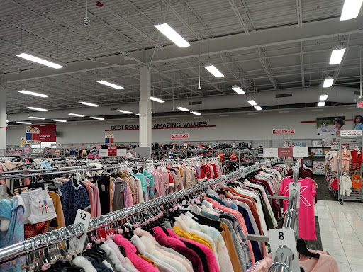 Clothing Store «Burlington Coat Factory», reviews and photos, 1300 N Larkin Ave, Joliet, IL 60435, USA
