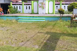 Balai Desa Plosogeneng image