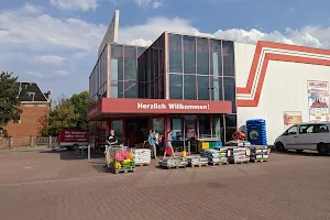 HELLWEG - Die Profi-Baumärkte Halberstadt image
