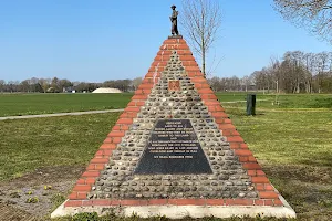 Norfolk Monument image