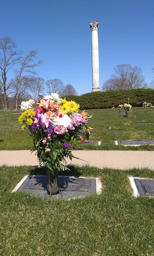 Memorial Park «Pinelawn Memorial Park and Garden Mausoleums», reviews and photos, 2030 Wellwood Ave, Farmingdale, NY 11735, USA