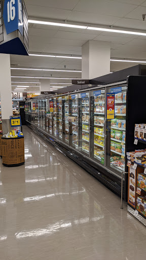 Shopping Mall «Williamsburg Crossing Shopping Center», reviews and photos, 5235 John Tyler Hwy, Williamsburg, VA 23185, USA