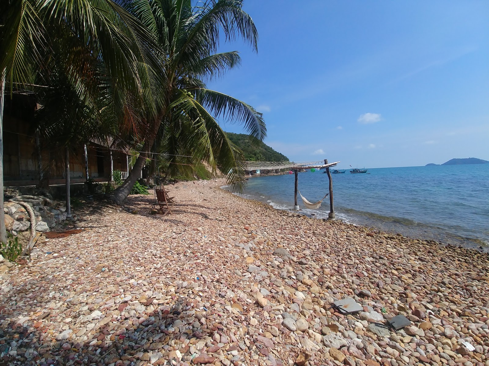 Foto de Soi Beach com pebble leve superfície
