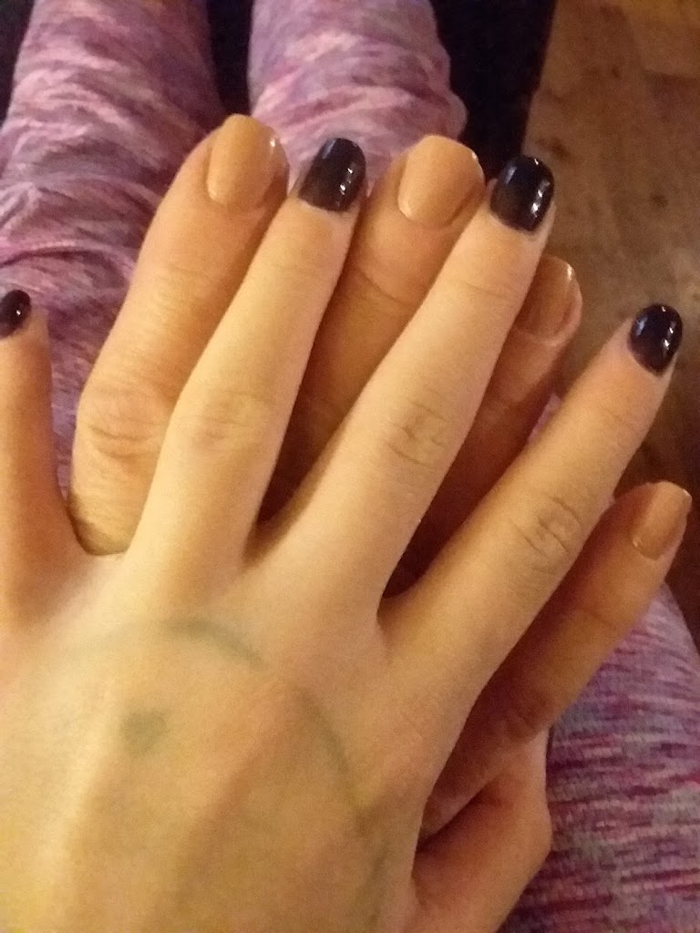Georgia Nails 02828
