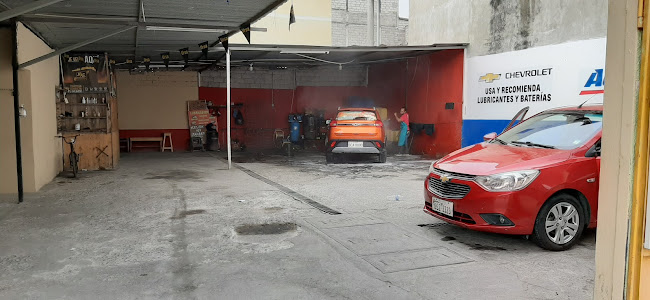 Opiniones de Auto Lavado Wash Up en Guayaquil - Servicio de lavado de coches