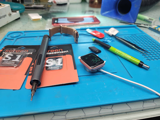 Computer Store «Computer Guys of Dallas Phone, Tablet, Gaming, Electronic Repair», reviews and photos, 1401 S Buckner Blvd #115, Dallas, TX 75217, USA