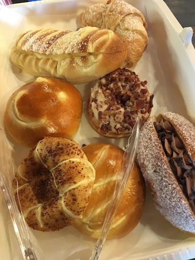 Bakery «Sweet Hut Bakery Cafe», reviews and photos, 5150 Buford Hwy a100, Doraville, GA 30340, USA