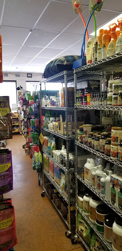 Tack Shop «J & T Country Feeds Inc», reviews and photos, 4835 W 10th St, Greeley, CO 80634, USA