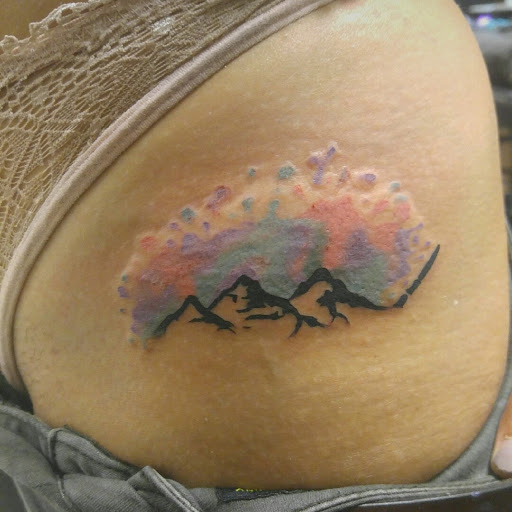 Tattoo Shop «Cali Soul Tattoo», reviews and photos, 4751 N Blackstone Ave, Fresno, CA 93726, USA