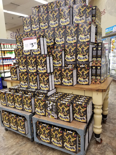 Grocery Store «Market District Supermarket», reviews and photos, 7000 Oxford Dr, Bethel Park, PA 15102, USA