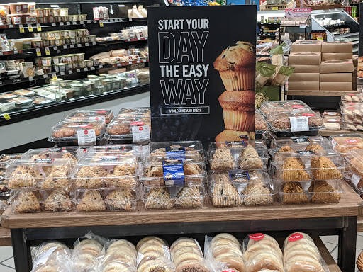 Grocery Store «Schnucks», reviews and photos, 101 Civic Center Dr, Lake St Louis, MO 63367, USA