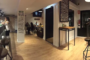 BAR ZEPHYR - Dogtown Coffee - GIJON image