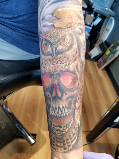 Tattoo Shop «Identity Tattoo», reviews and photos, 9695 63rd Ave N, Maple Grove, MN 55369, USA