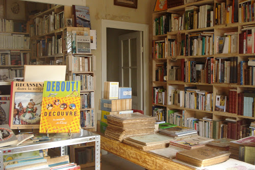 Librairie de livres d'occasion Le bouquiniste de la citadelle. Achat-vente livres anciens et modernes Blaye