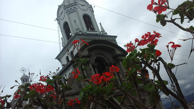 Iglesia Católica San Antonio de Padua - Loma de Quito - Riobamba