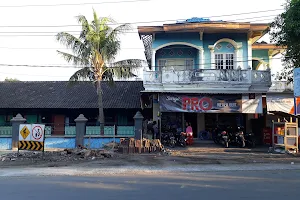 Pasar Pringge Baya Lombok Timur image