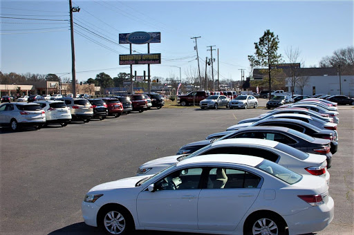 Used Car Dealer «M & D Auto Sales Inc», reviews and photos, 5200 S University Ave, Little Rock, AR 72209, USA