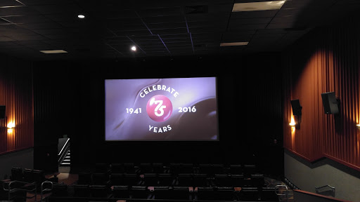 Movie Theater «Regal Cinemas Bolingbrook 12», reviews and photos, 1221 W Boughton Rd, Bolingbrook, IL 60440, USA