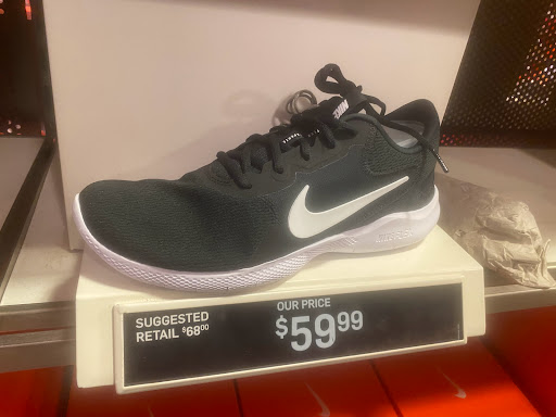 Sporting Goods Store «Nike Factory Store», reviews and photos, 30 N Arkansas Ave, Atlantic City, NJ 08401, USA