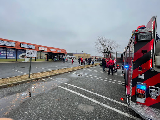 Barber Shop «Pats/Pergament Barber Shop», reviews and photos, 17 Emerson Ave, Levittown, NY 11756, USA