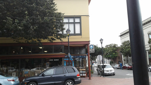 Used Book Store «Booklegger», reviews and photos, 402 2nd St, Eureka, CA 95501, USA