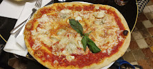 Pizza du Restaurant italien Ristorante Dino à Paris - n°12