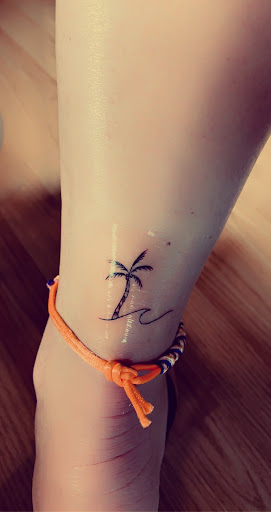 Tattoo Shop «Paradise Tattoo», reviews and photos, 2801 Estero Blvd, Fort Myers Beach, FL 33931, USA