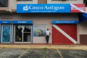 Casco Antiguo Buceo Scuba Diving Show Room image