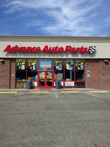 Auto Parts Store «Advance Auto Parts», reviews and photos, 9202 Darrow Rd, Twinsburg, OH 44087, USA