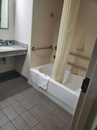 Hotel «Sleep Inn & Suites And Indoor Water Park», reviews and photos, 1840 N Church Rd, Liberty, MO 64068, USA