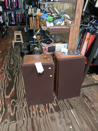Thrift Store «Community Thrift», reviews and photos, 623 Valencia St, San Francisco, CA 94110, USA