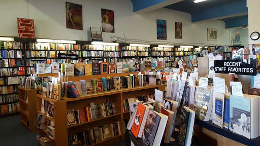 Book Store «Small World Books», reviews and photos, 1407 Ocean Front Walk, Venice, CA 90291, USA