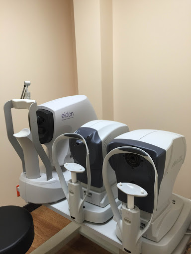 Eye Care Center «Hi Def Eyecare Center La Plata», reviews and photos, 40 Drury Dr, La Plata, MD 20646, USA