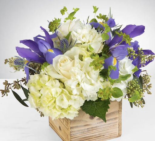 Florist «Greenes Flower Shoppe - A local florist in Cincinnati OH», reviews and photos, 5230 Montgomery Rd, Cincinnati, OH 45212, USA