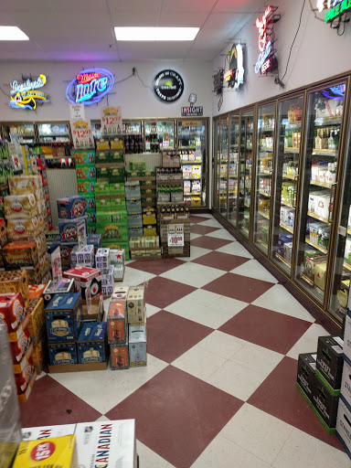 Wine Store «Cellars Wines & Spirits Inc», reviews and photos, 2701 Lincoln Dr, St Paul, MN 55113, USA