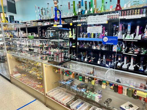 Tobacco Shop «Smokers Heaven KC», reviews and photos, 10145 Wornall Rd, Kansas City, MO 64114, USA