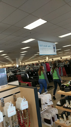 Department Store «Nordstrom Rack Belmar», reviews and photos, 393 S Vance St, Lakewood, CO 80226, USA