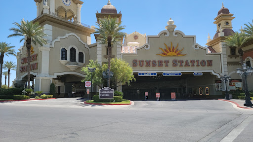 Movie Theater «Regal Cinemas Sunset Station 13 & IMAX», reviews and photos, 1301 W Sunset Rd, Henderson, NV 89014, USA