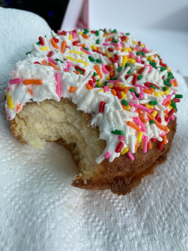 Donut Shop «Donut Day», reviews and photos, 18955 SW Tualatin Valley Hwy, Beaverton, OR 97006, USA