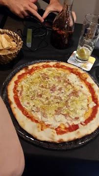 Pizza du Restaurant français Les 2 Zèbres à Le Neubourg - n°8