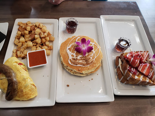 Golden Nest Pancakes & Cafe Find Brunch restaurant in Chicago Near Location