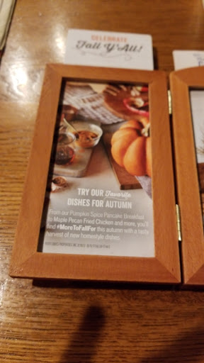 American Restaurant «Cracker Barrel Old Country Store», reviews and photos, 716 N Campbell Station Rd, Farragut, TN 37934, USA