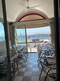 Atmosphère du Restauration rapide Restaurant Le Singulier à Sète - n°2