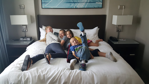 Hotel «Chicago Marriott Suites by Marriott Downers Grove», reviews and photos, 1500 Opus Pl, Downers Grove, IL 60515, USA