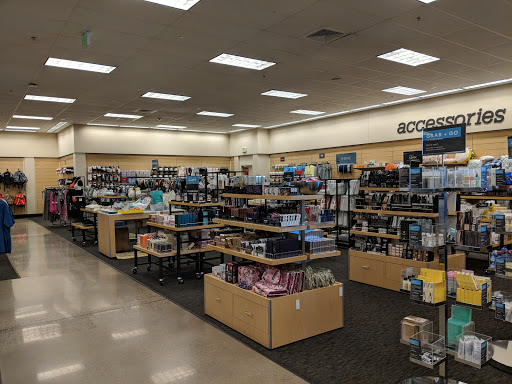 Department Store «Nordstrom Rack Stephanie Street Center», reviews and photos, 579 N Stephanie St, Henderson, NV 89014, USA