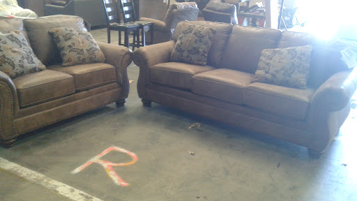 Furniture Store «Evans Furniture Galleries», reviews and photos, 734 W Onstott Rd, Yuba City, CA 95991, USA