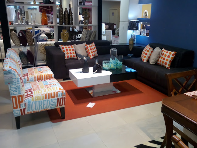 Colineal | Venta de muebles en Barrio Santa Monica - Carpintería