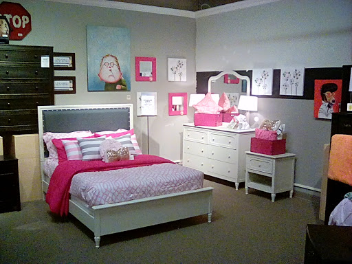 Furniture Store «Ashley HomeStore», reviews and photos, 2409 N Hwy 67, Florissant, MO 63033, USA