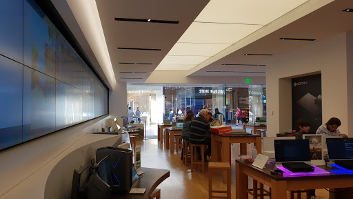 Electronics Store «Microsoft», reviews and photos, 10250 California Route 2 #1045, Los Angeles, CA 90067, USA